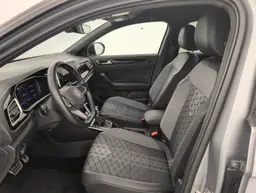 Volkswagen T-Roc - photo 16