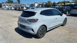 Renault Clio - photo 9