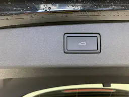 Volkswagen Tiguan - photo 13