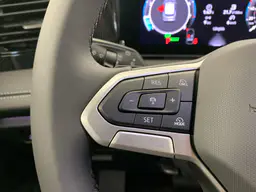 Volkswagen Tiguan - photo 18