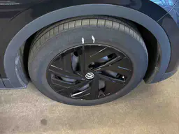 Volkswagen ID.4 - photo 18