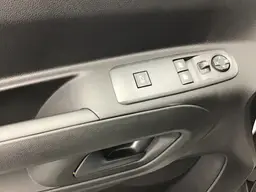Peugeot Partner - photo 9