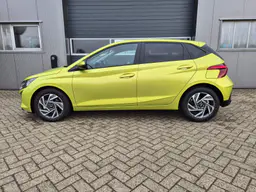Hyundai i20 - photo 2