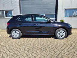 Skoda Fabia - photo 5