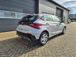 Hyundai i20 - photo 5