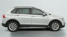 Volkswagen Tiguan - photo 8