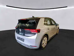 Volkswagen ID.3 - photo 3