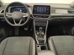 Volkswagen T-Roc - photo 13