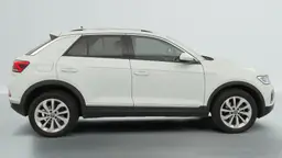Volkswagen T-Roc - photo 8