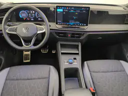Volkswagen Tiguan - photo 13