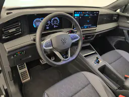 Volkswagen Tiguan - photo 15
