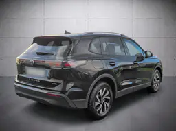 Volkswagen Tiguan - photo 5