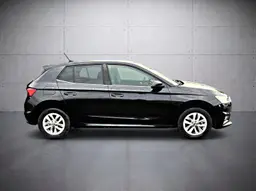 Skoda Fabia - photo 4