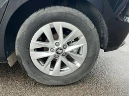 Skoda Fabia - photo 9