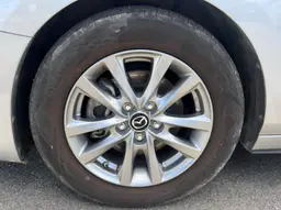 Mazda 2 - photo 9