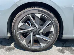 Peugeot 308 - photo 9