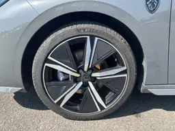 Peugeot 308 - photo 9