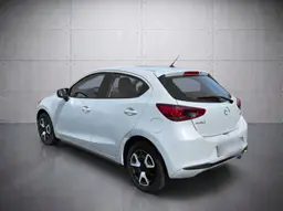 Mazda 2 - photo 7