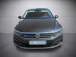 Volkswagen Passat - photo 2