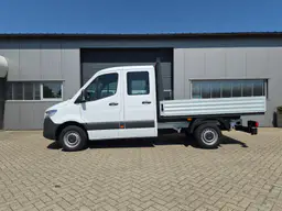 Mercedes-Benz Sprinter - photo 2