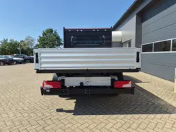 Mercedes-Benz Sprinter - photo 4