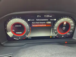 Nissan Juke - photo 17