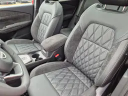 Nissan Qashqai - photo 14