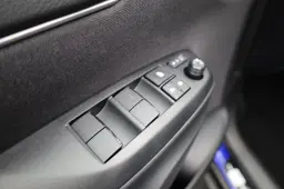Toyota Yaris - photo 11