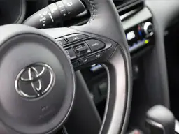 Toyota Yaris - photo 17