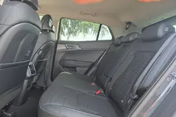 Kia Sportage - photo 21