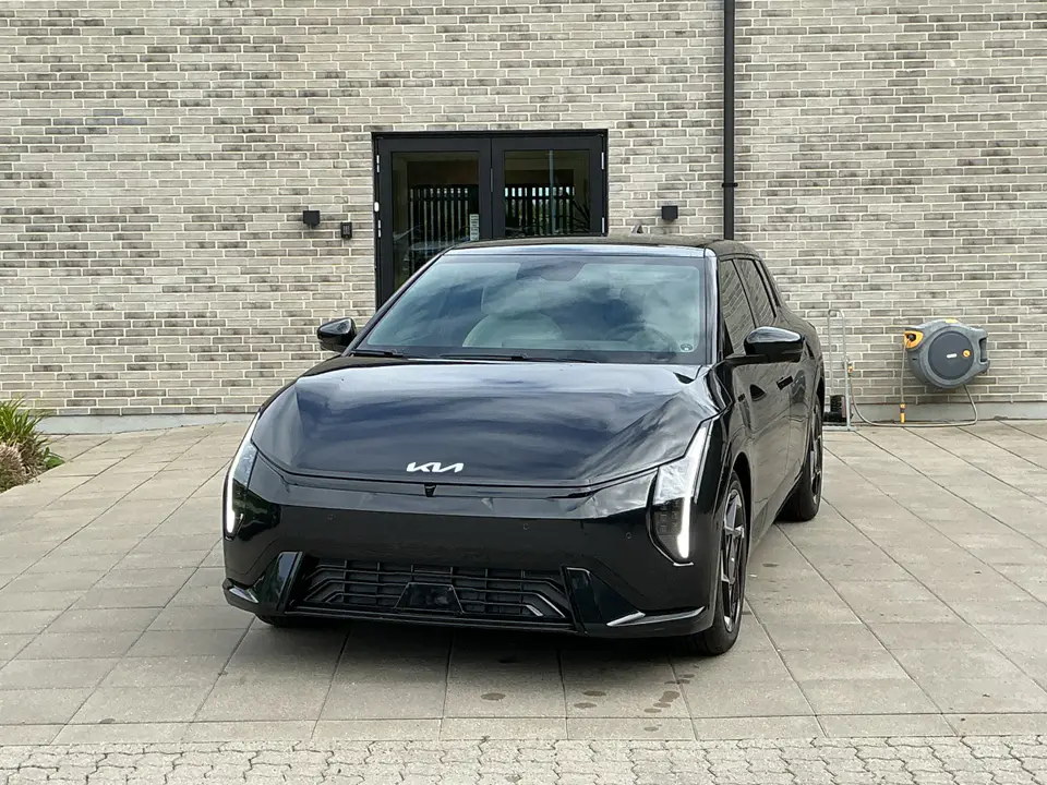 Kia EV4