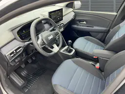 Dacia Sandero - photo 4