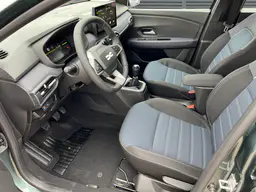 Dacia Sandero - photo 4