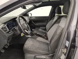 Volkswagen Taigo - photo 18