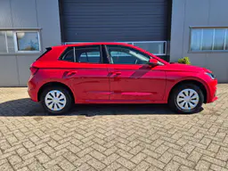 Skoda Fabia - photo 5
