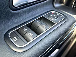 Mercedes-Benz CLA - photo 28