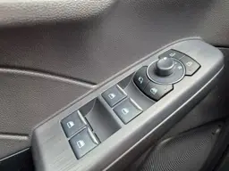 Ford Kuga - photo 14