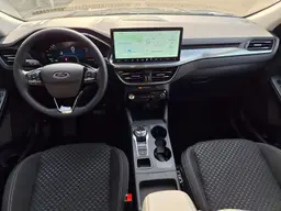Ford Kuga - photo 10