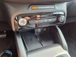 Ford Kuga - photo 28