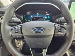 Ford Kuga - photo 20