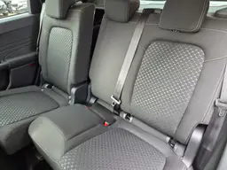Ford Kuga - photo 12