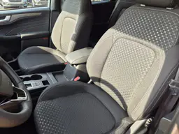Ford Kuga - photo 13