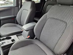 Ford Kuga - photo 13