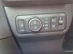 Ford Kuga - photo 17