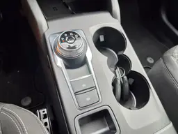 Ford Kuga - photo 30