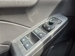 Ford Kuga - photo 16