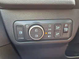 Ford Kuga - photo 17