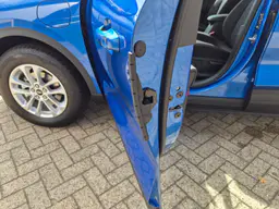 Ford Kuga - photo 15