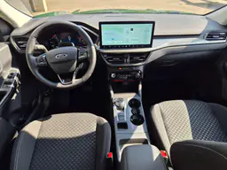 Ford Kuga - photo 10