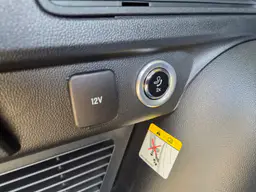 Ford Kuga - photo 12